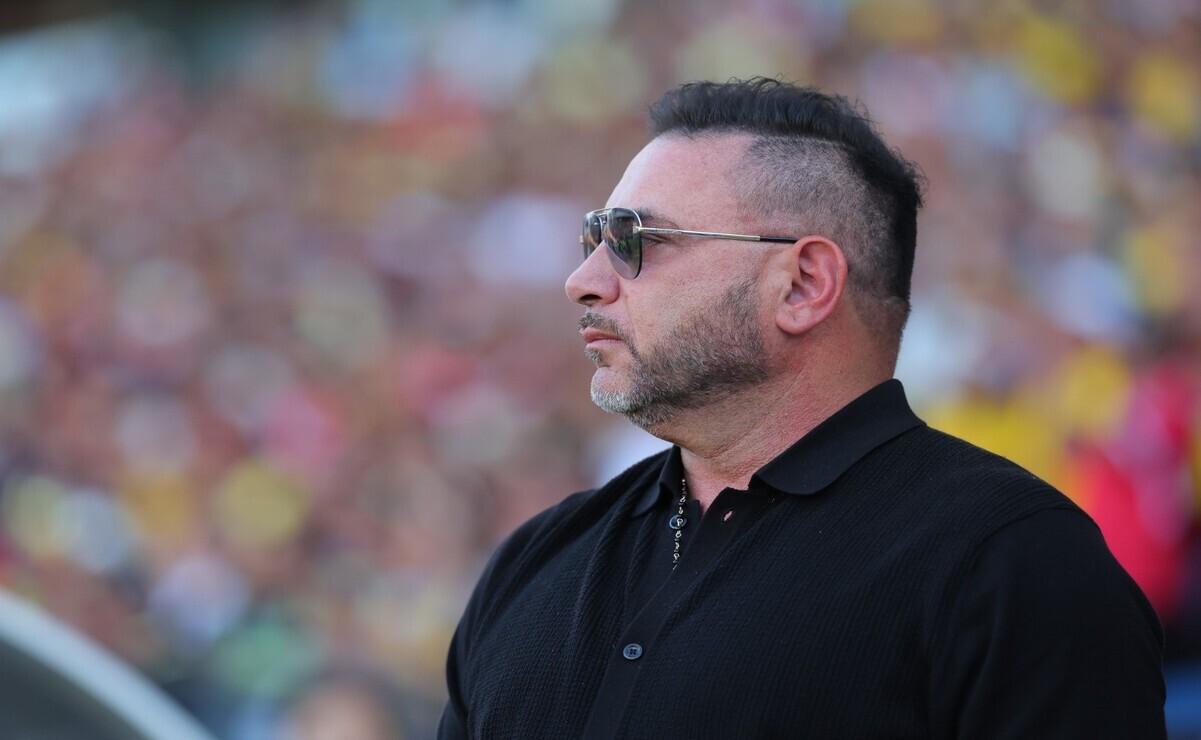 Antonio Mohamed expresó su felicidad por haber vencido una vez más a los azulcremas en un duelo directo / Foto: Especial