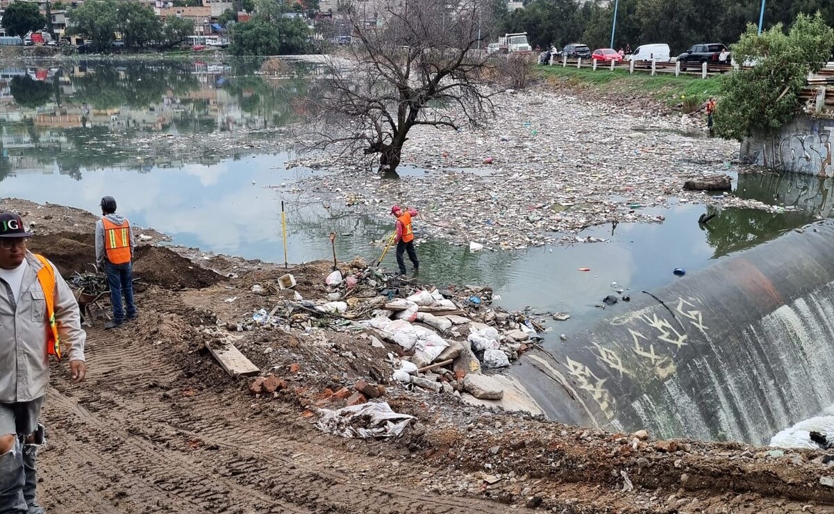 Naucalpan: Llaman a la población a no tirar basura para evitar taponamientos e inundaciones