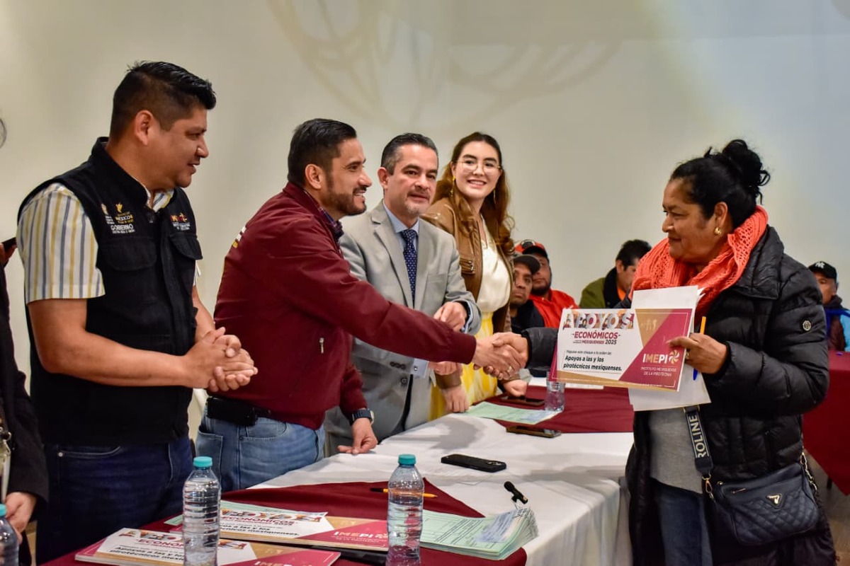 Inversión en la pirotecnia: 44 artesanos reciben apoyos para mejorar talleres y puntos de venta seguros