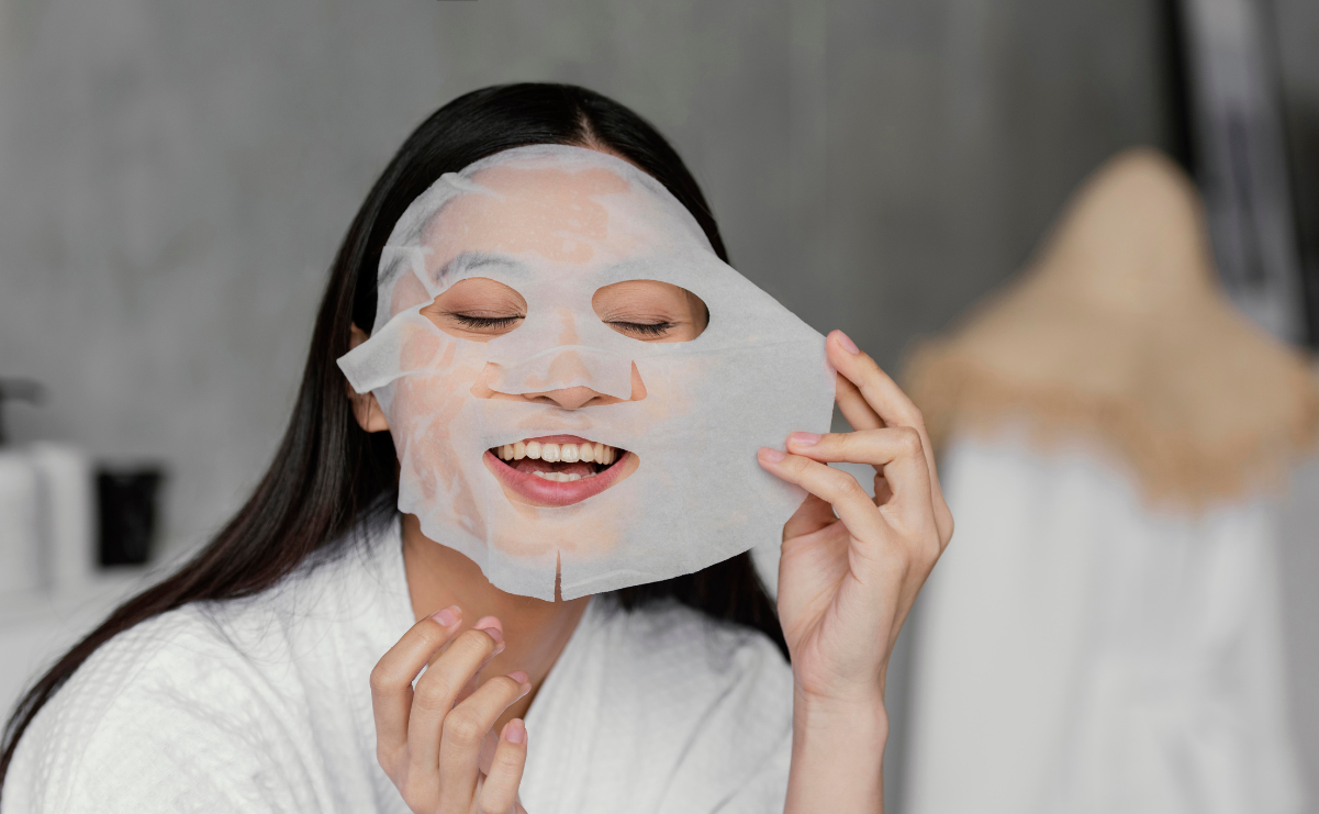 Ingredientes clave para el glass skin: ácido hialurónico, niacinamida y vitamina C / Foto: Especial