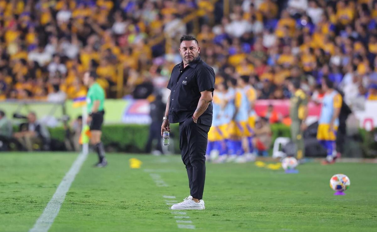 Antonio Mohamed, DT de los Diablos Rojos / Foto Especial