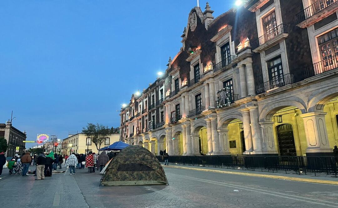 Bloqueo en avenida Lerdo en Toluca / Foto Karen Aldama