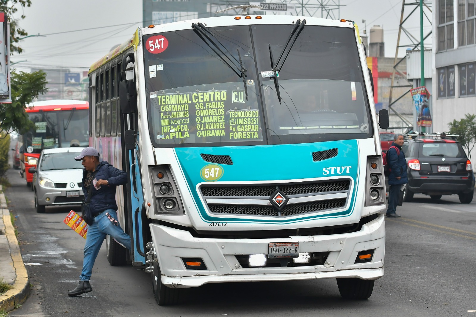 Este operativo se realiza con el propósito de garantizar la seguridad y tranquilidad a los pasajeros del Edomex. Foto: Arturo Hernández