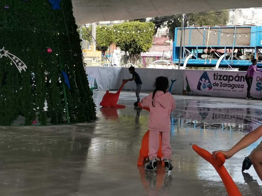 Habitantes de municipios vecinos, como Nicolás Romero, acuden a Atizapán atraídos por esta opción recreativa gratuita. Foto Gisela González / El Universal