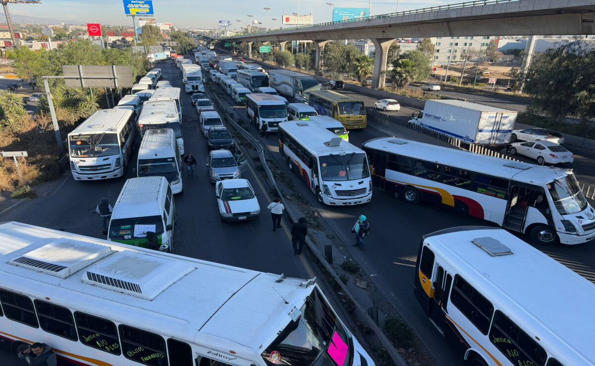 Los transportistas denuncian que se enfrentan a extorsiones, homicidios e inseguridad en general / Foto Archivo 