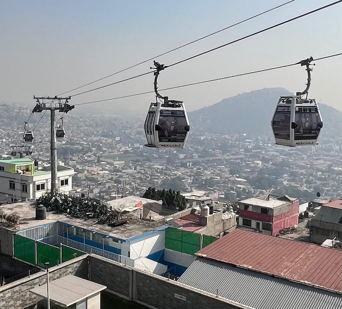 En Naucalpan continúa la construcción de la Línea III del Mexicable, con 9.5 kilómetros y capacidad para trasladar hasta 40 mil personas al día. Foto: especial