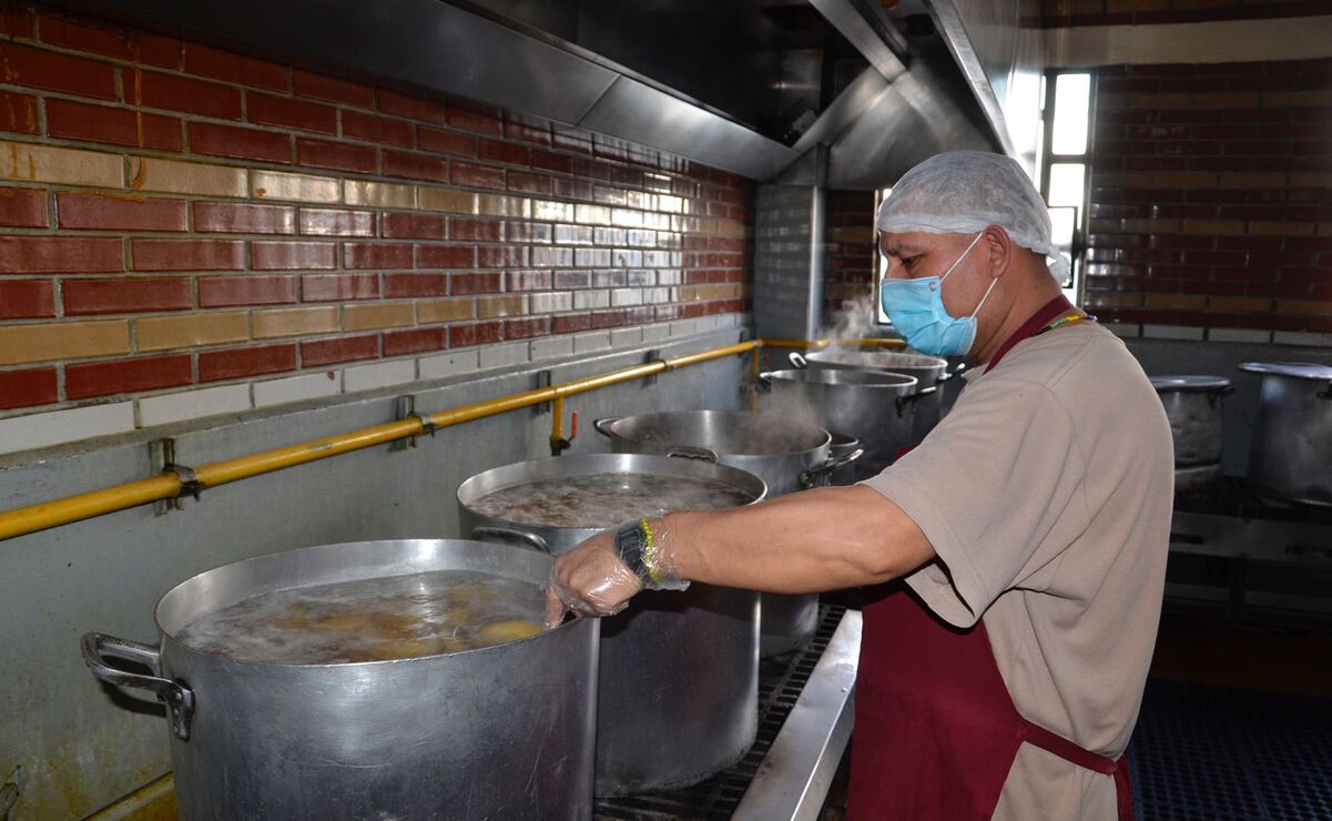 Pavo, cerdo adobado y más ¡Así celebran la Navidad los reclusos mexiquenses!