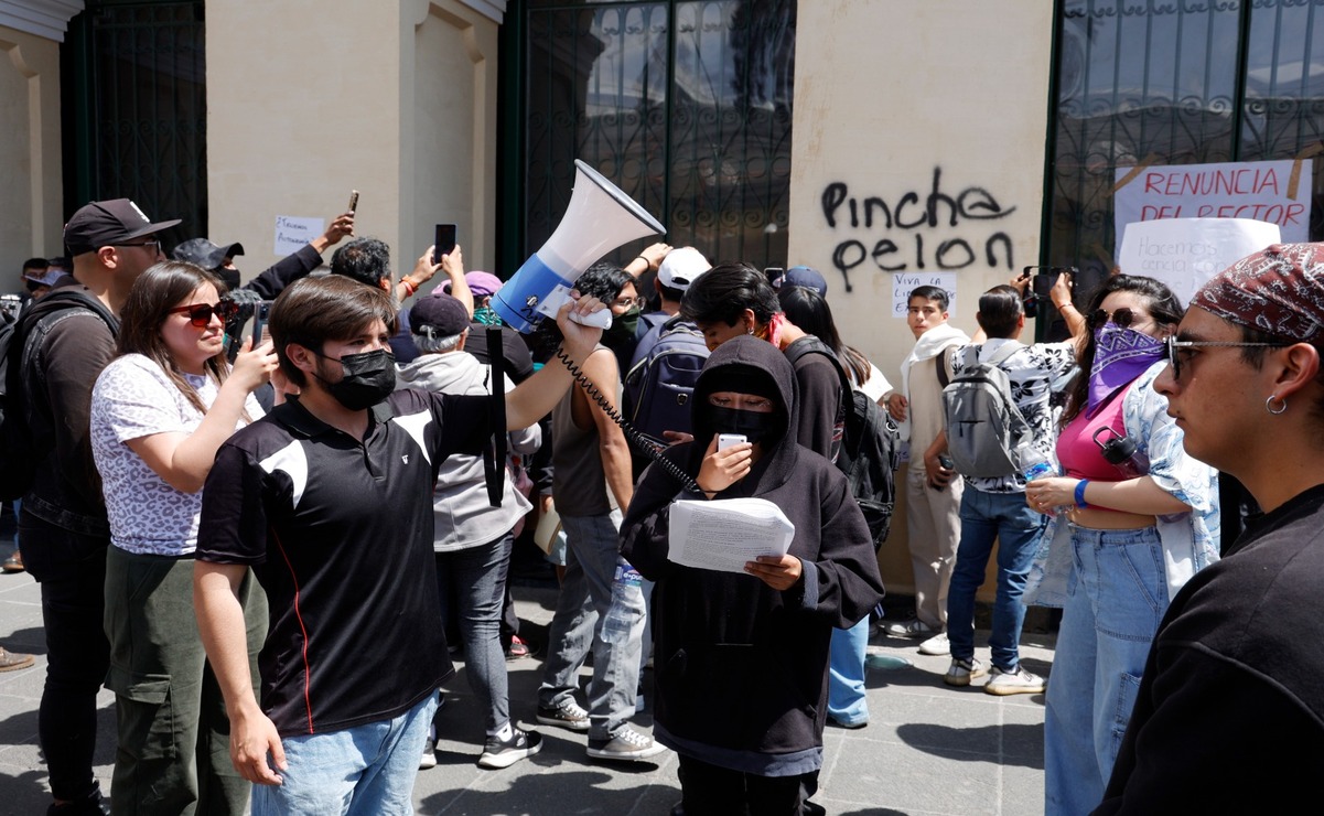 La universidad ha propuesto la instalación de mesas de trabajo / Foto: Arturo Hernández