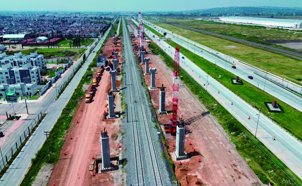 En el municipio de Nextlalpan se levanta el que será el Puente 1 del proyecto ferroviario / Foto Arturo Contreras
