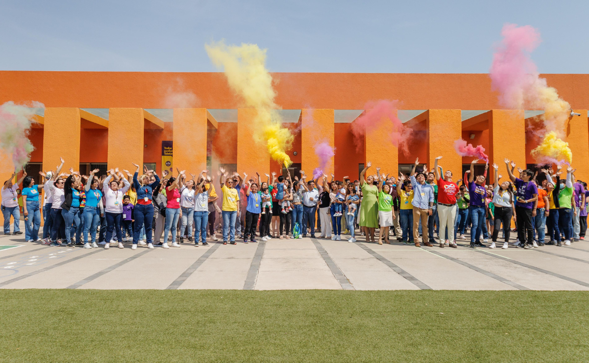 Teletón presenta en Ecatepec un manual gratuito para familias con integrantes con autismo, una guía esencial para el camino tras el diagnóstico Foto: Yaretzy Osnaya