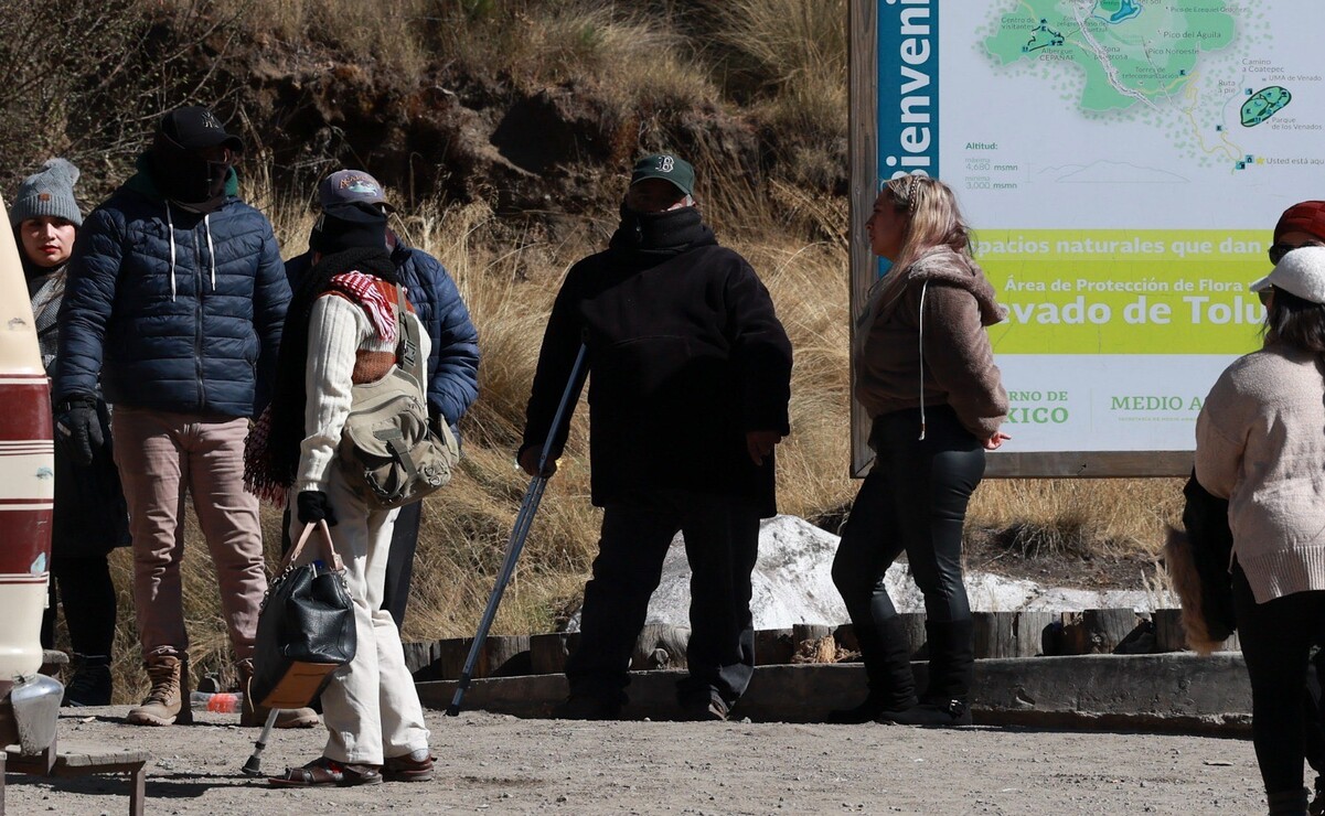 Los ejidatarios permitieron el ingreso de camionetas de turismo / Foto Alejandro Vargas