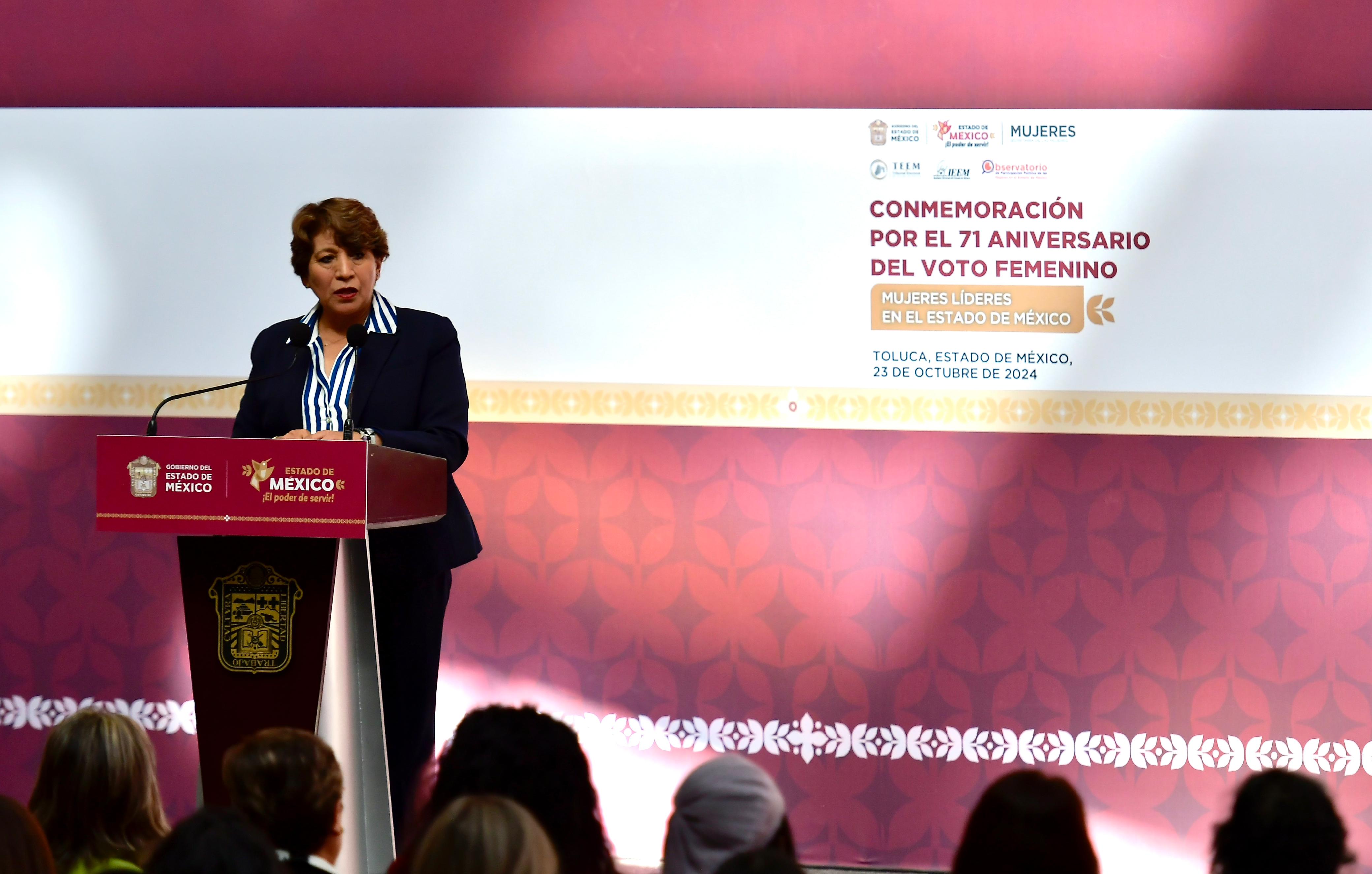 Gobernadora del Edomex convoca a mujeres a no fallarse ni limitarse