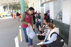 Albergue del ISEM incrementa 50% su apoyo a familias que duermen afuera de hospitales