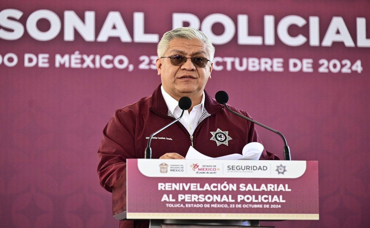 Cristóbal Castañeda Camarillo, reitera el compromiso de la Gobernadora Delfina Gómez Álvarez con quienes integran la Secretaría de Seguridad, y destaca la importancia de mejorar las condiciones laborales de los policías.