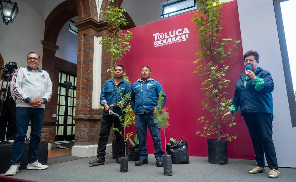 El alcalde de Toluca, Ricardo Moreno Bastida, encabezó la presentación de la Estrategia de Restauración Ambiental 2026. Foto Especial