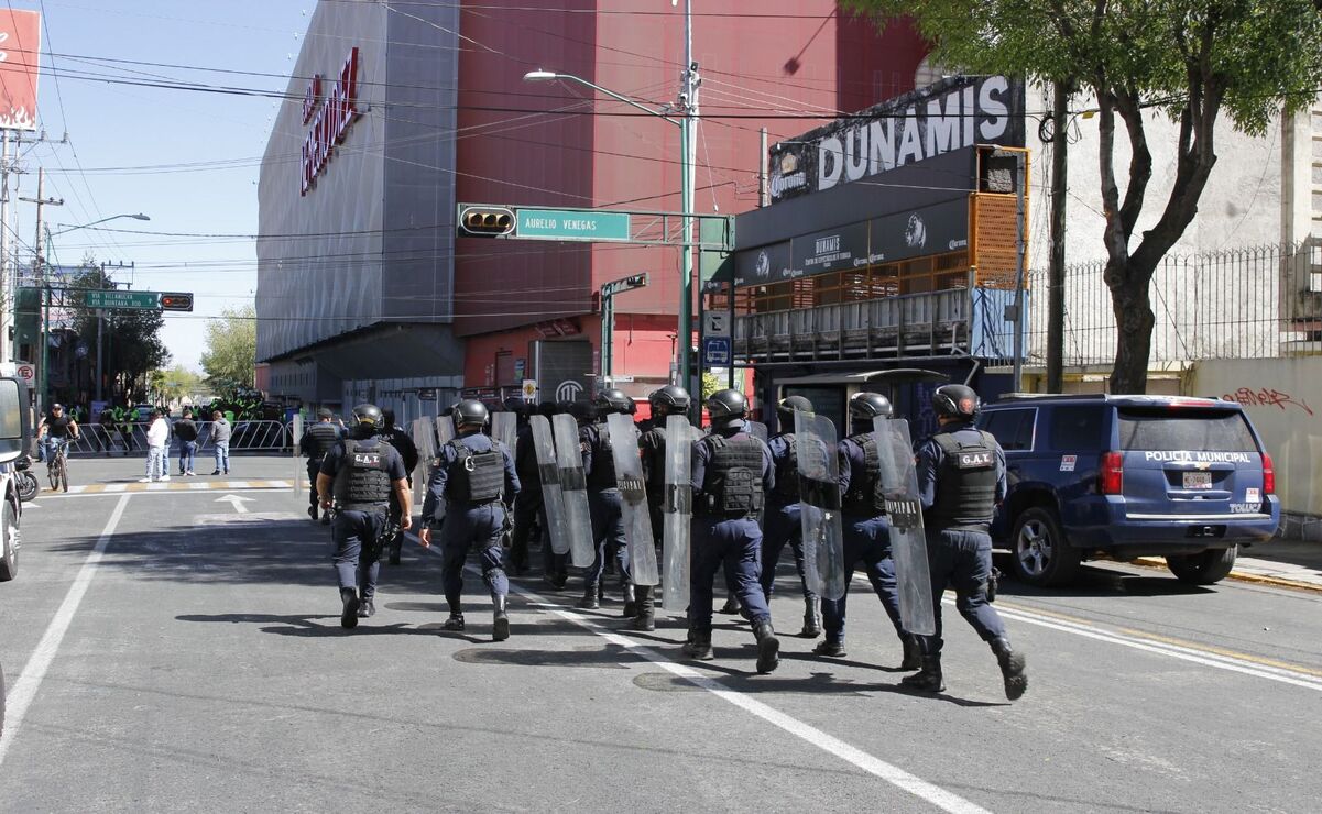 Buscarán cuidar la integridad física de los aficionados que asistan al Estadio Nemesio Diez. Foto: Especial