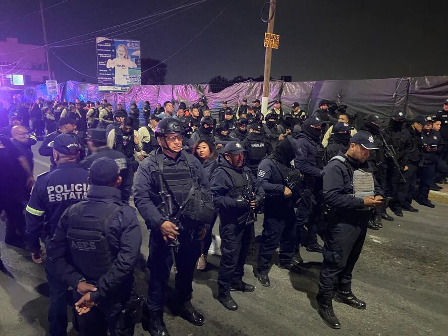 Seis policías fueron despedidos en Zinacantepec, entre ellos un comandante detenido en el Operativo Enjambre. Foto: Especial