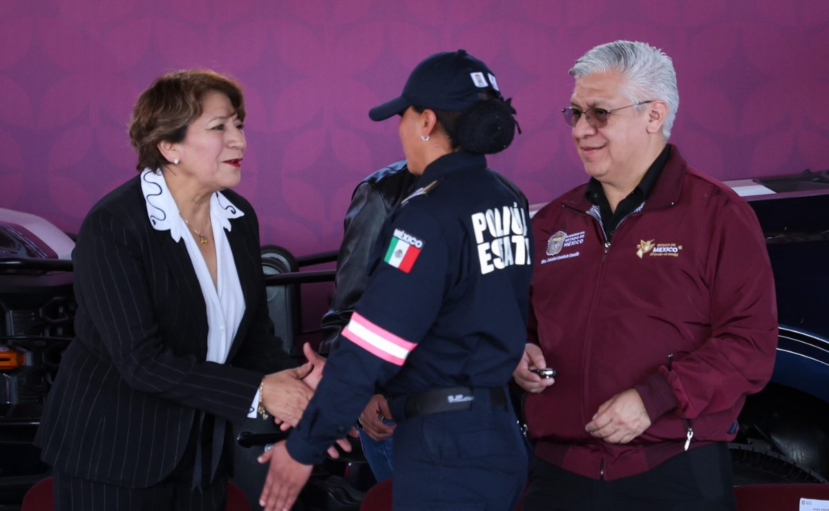 Elementos de la Marina y la policía municipal de Ecatepec realizan un patrullaje conjunto para prevenir el delito y brindar mayor seguridad a los ciudadanos. Foto: Luis Camacho