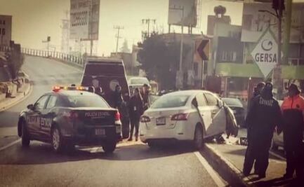 Fallece conductor en Paseo Tollocan tras impactar su auto contra muro de contención