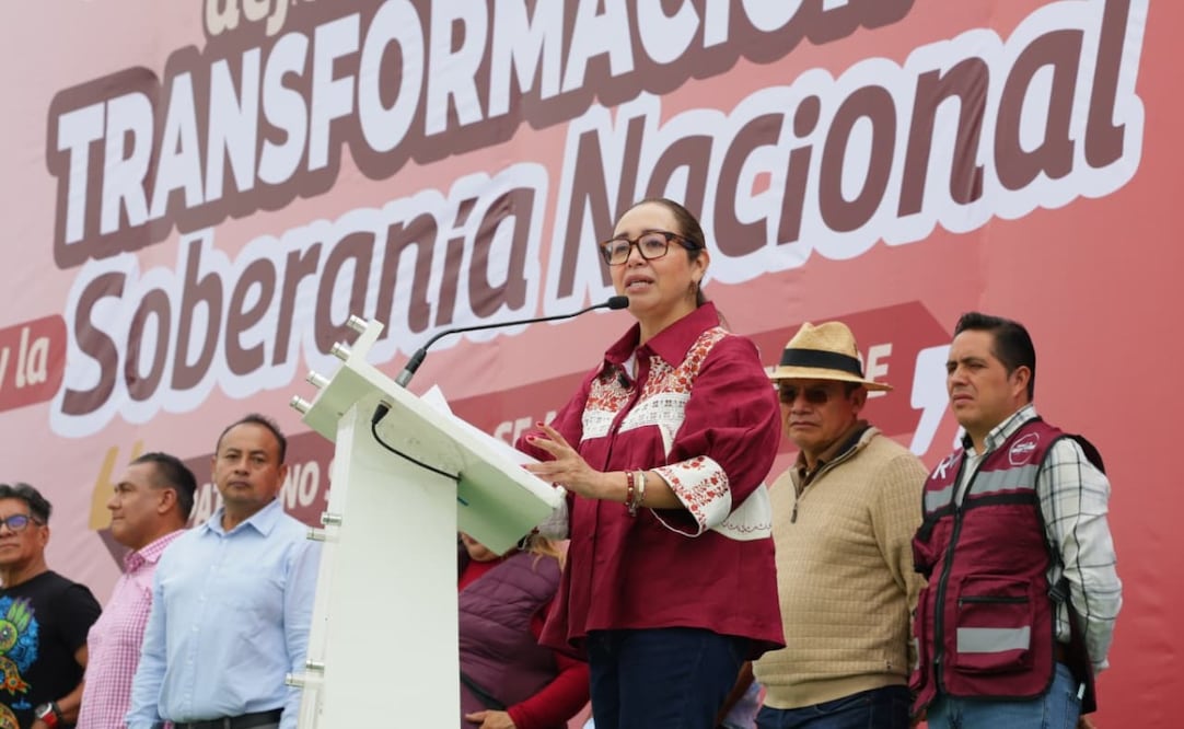 "¡No volverán!": Advierte Azucena Cisneros ante cinco mil ecatepenses en defensa de la soberanía nacional. Foto Especial