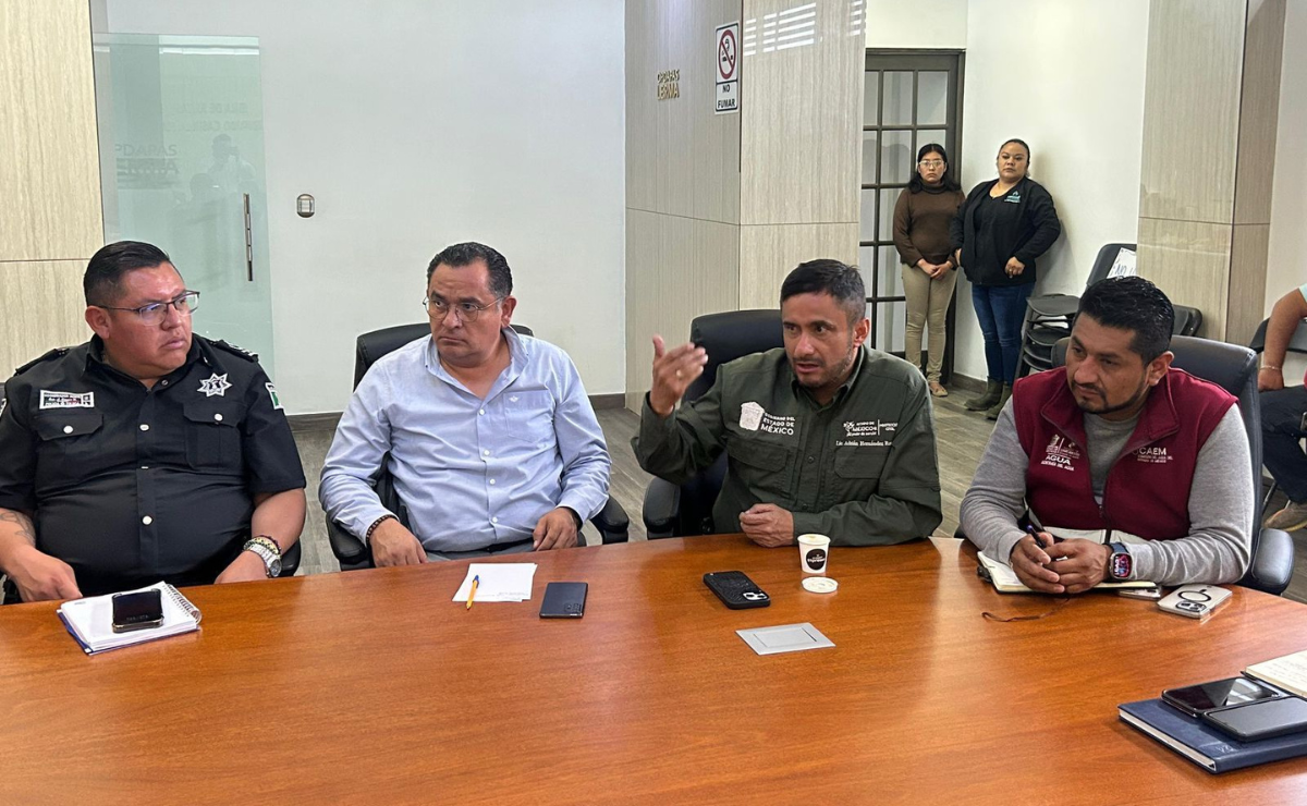 Conagua, CAEM y autoridades municipales coordinan esfuerzos ante los encharcamientos. ¡Ayúdanos manteniendo las calles limpias! Foto: Especial