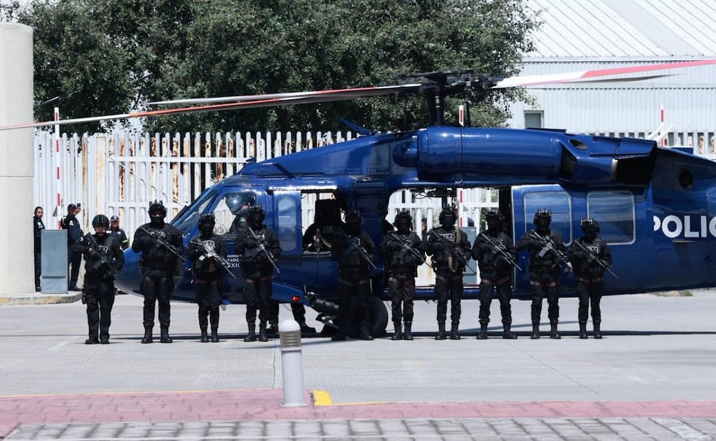 Con capacidad para desplegar hasta 20 elementos tácticos en minutos, el Black Hawk reforzará la seguridad en las zonas sur y oriente del estado. Foto Alejandro Vargas / El Universal