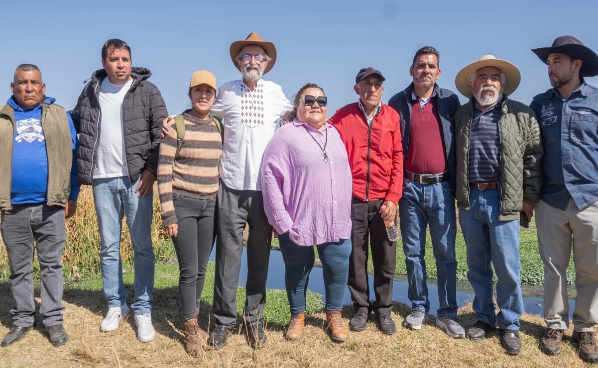 La Secretaría del Agua, autoridades federales y municipales visitan el Río Lerma para conocer la situación que lo afecta. Foto: Especial
