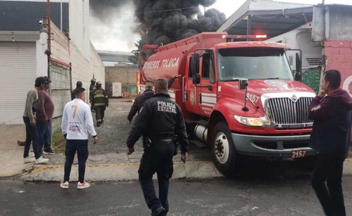 Bomberos trabajan en el sitio / Foto: Especial