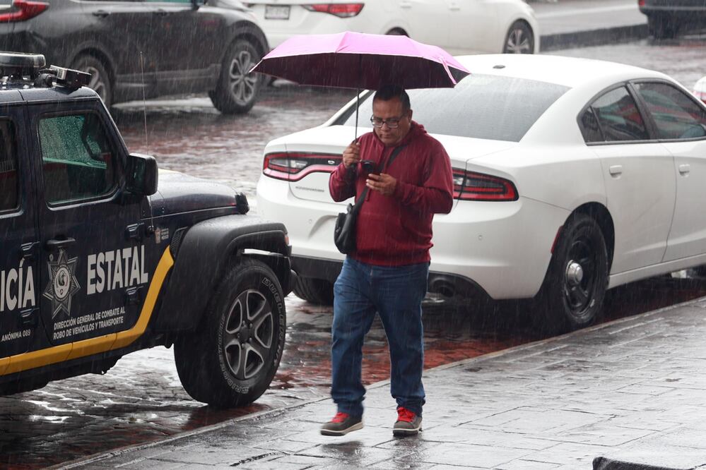 De acuerdo con el Servicio Meteorológico Nacional para este lunes se prevén chubascos con lluvias puntuales fuertes. Foto: Alejandro Vargas