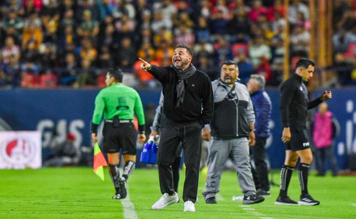 Tras asegurar la cima, Mohamed se dice contento con el desempeño del Toluca