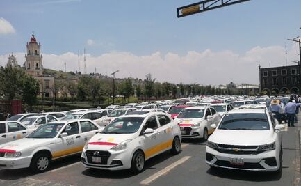 Con protesta, taxistas exigen destitución de autoridades de Movilidad en Santiago Tianguistenco y Toluca