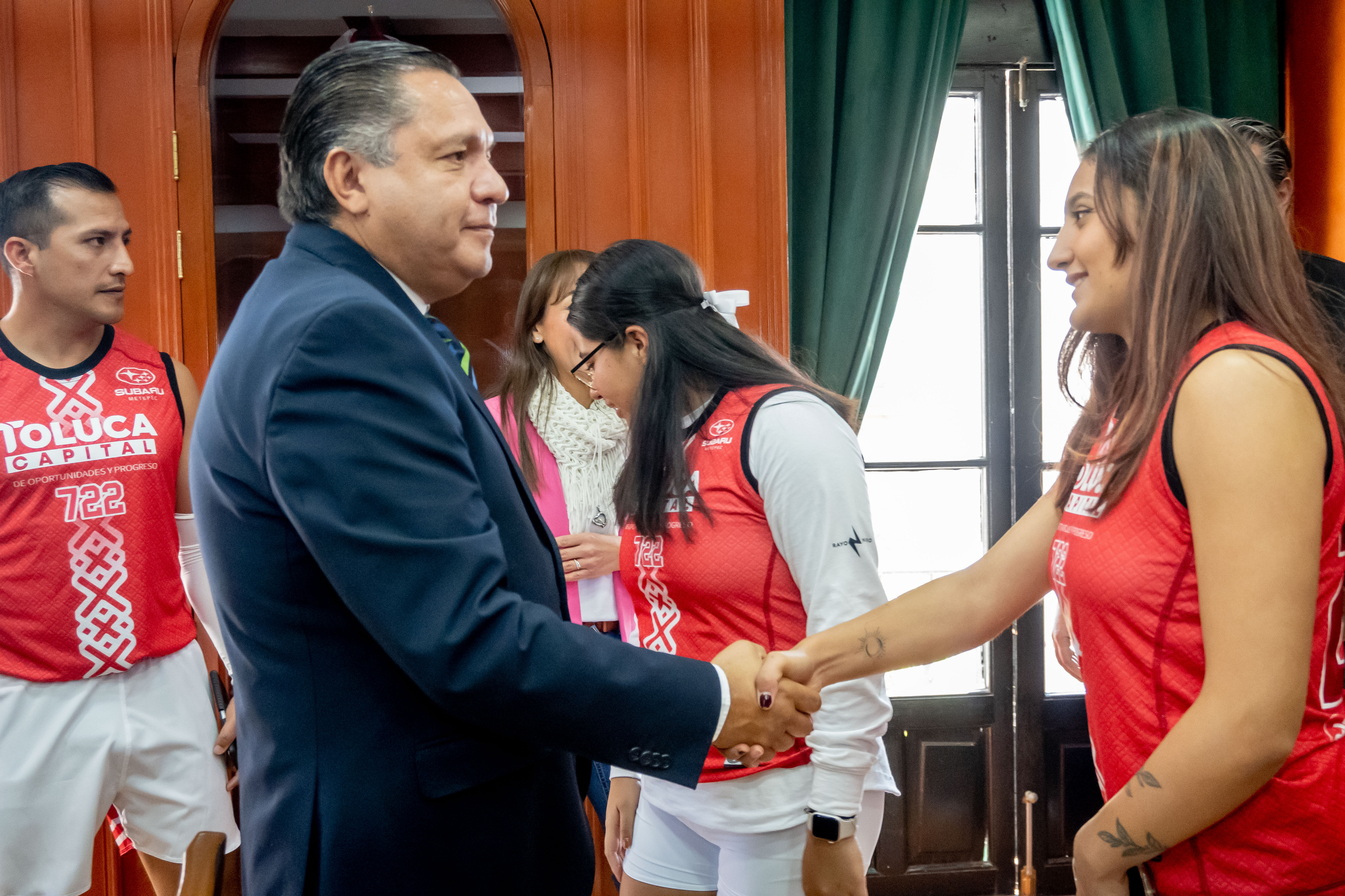 El alcalde destacó la importancia del deporte para el bienestar de los jóvenes y para desalentar el consumo de sustancias nocivas. Foto Especial