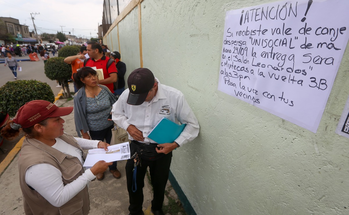 Gobierno federal entrega apoyos a las familias afectadas por las inundadas en Chalco