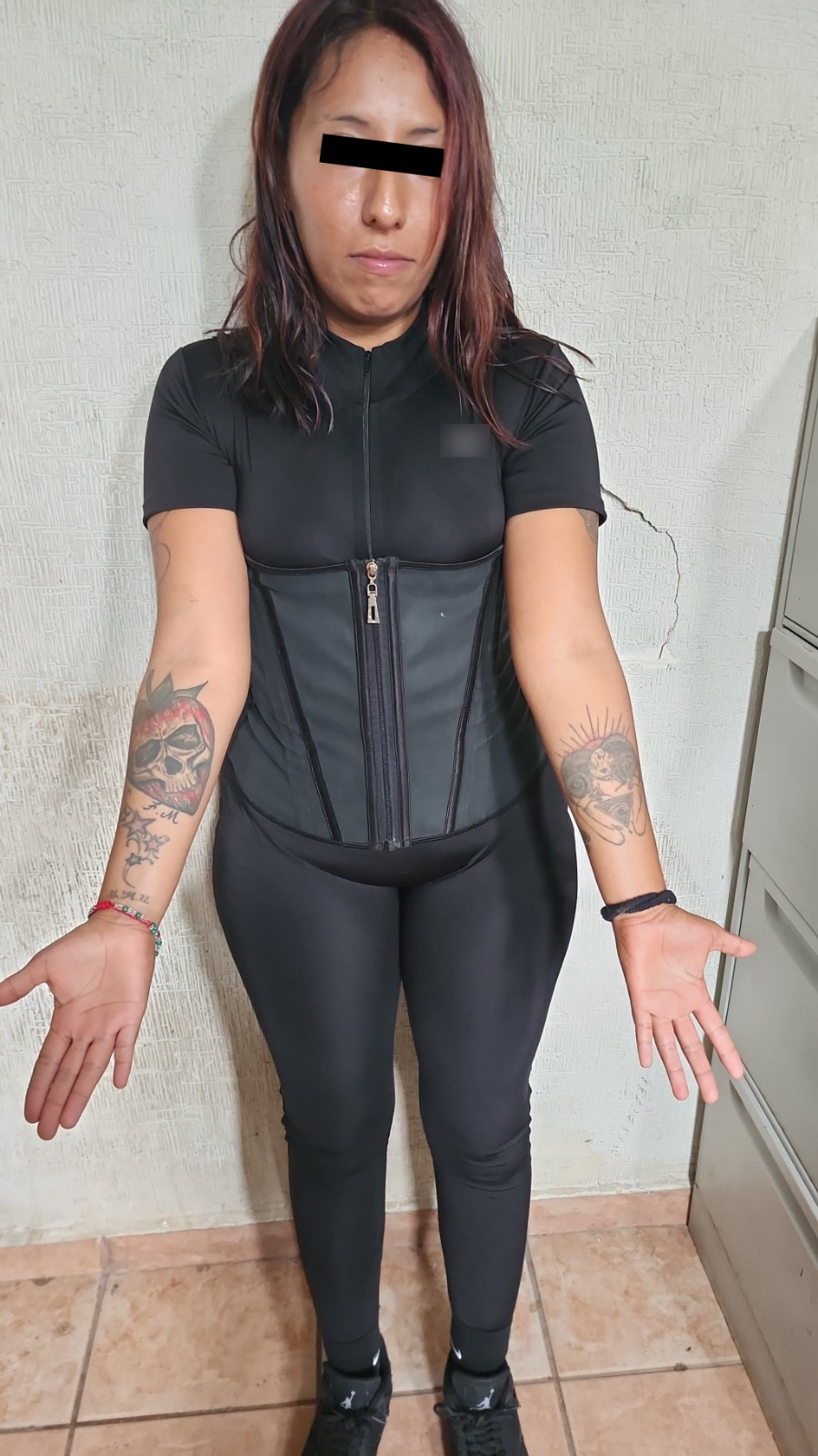 Janet “N” de 24 años de edad, posible responsable de delitos contra la salud y portación de arma prohibida / Foto Especial