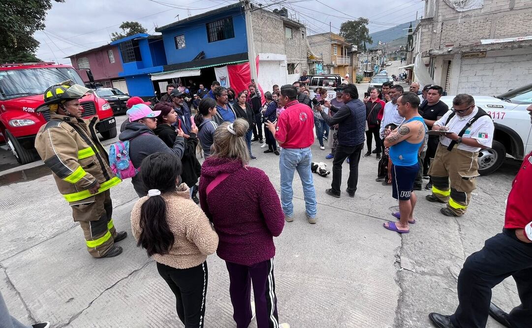 Una fuga de combustible fue localizada en la colonia Benito Juárez, provocando la evacuación de más de 70 personas. Foto: Arturo Contreras