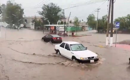 Se inunda la avenida Tuxpan en San Martín de las Pirámides a dos días de ser inaugurada