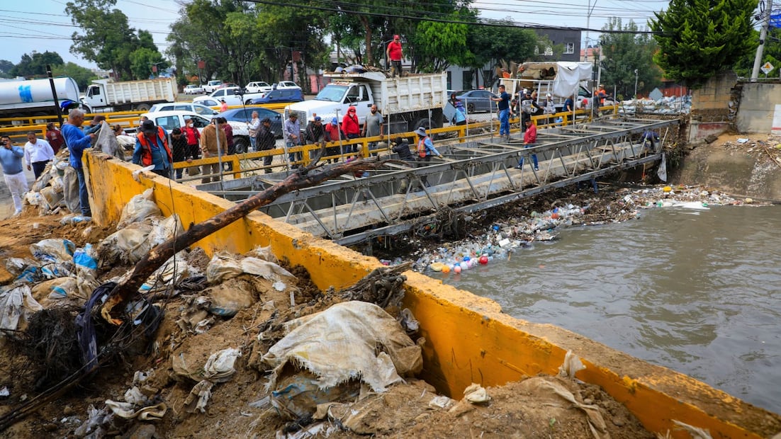 Para los trabajos fueron desplegados 25 elementos del Grupo Tláloc de la CAEM. Foto. Especial