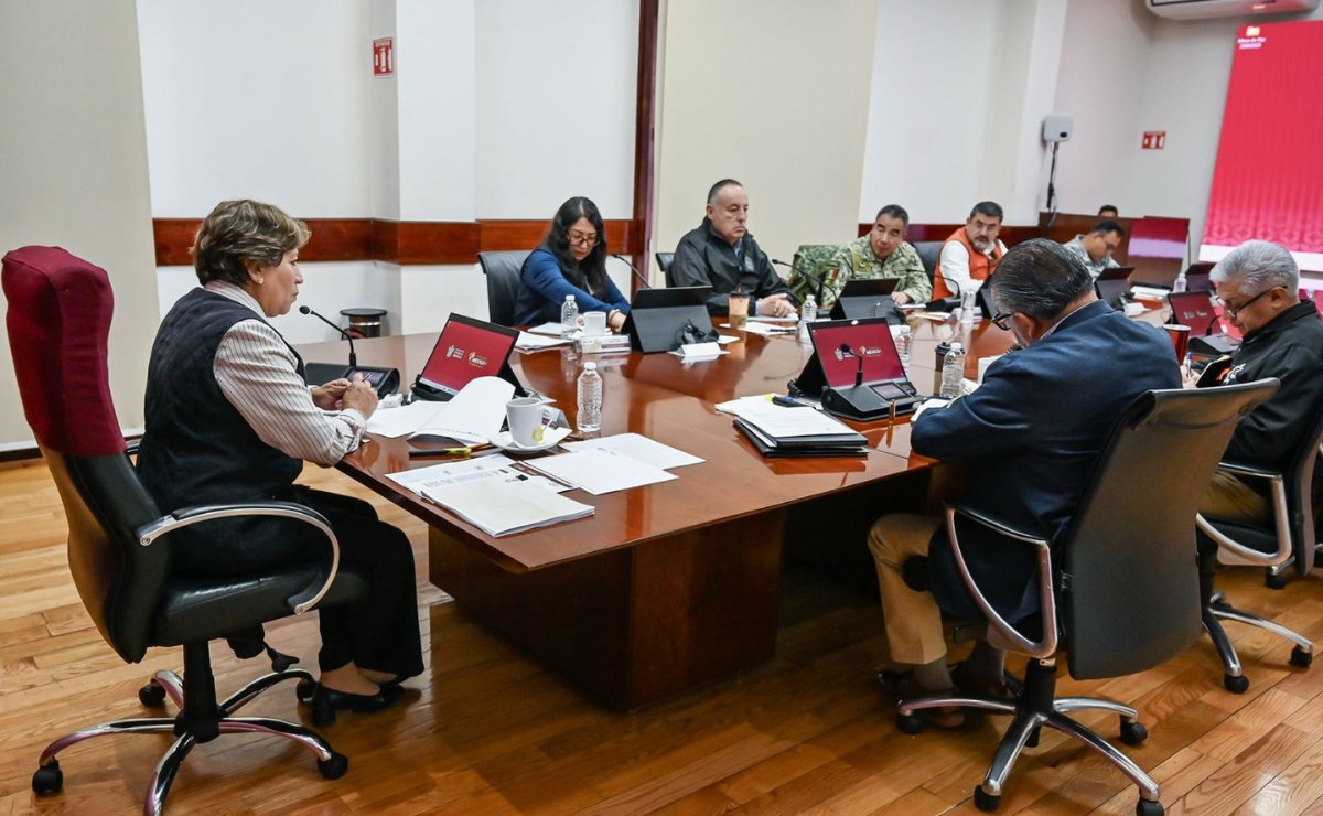La gobernadora Delfina Gómez durante una reunión de la Mesa de Coordinación para la Construcción de la Paz en Toluca. Foto: Especial