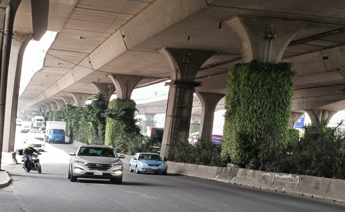 Alertan por daños en el asfalto de Periférico Norte: Exigen Retiro de "Columnas Verdes" en Naucalpan