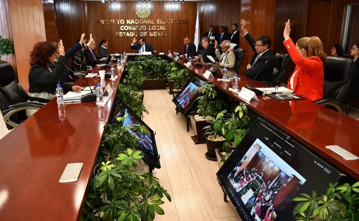 Se informó el avance del proceso de capacitación electoral a quienes serán funcionarios de casillas seccionales. Foto: Especial