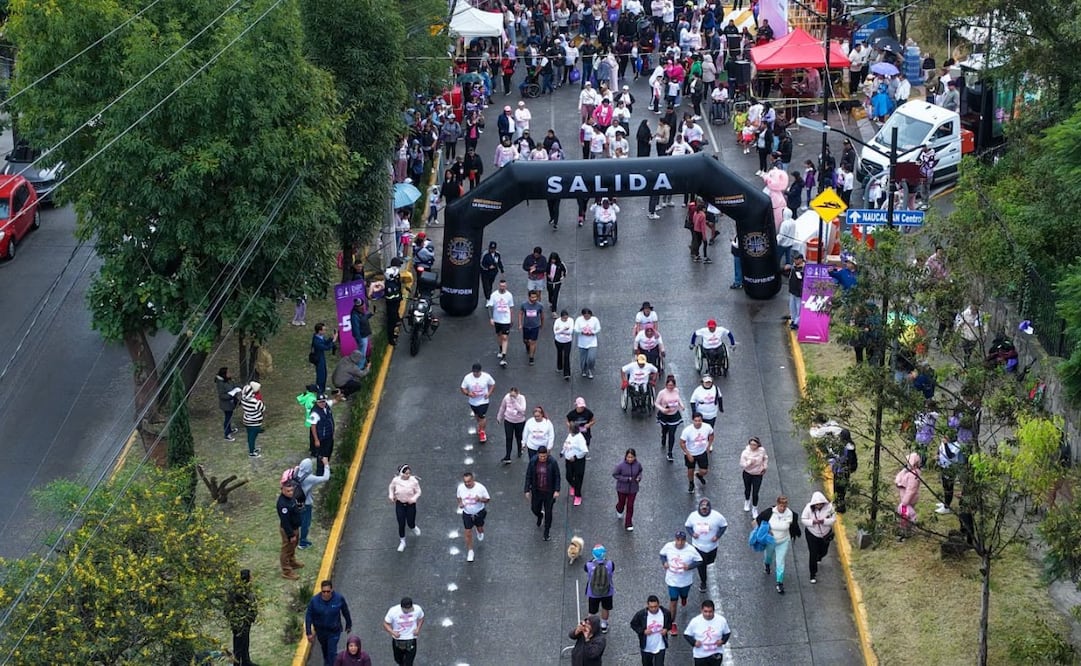 El DIF de Naucalpan encabezó esta iniciativa deportiva para apoyar a quienes enfrentan la enfermedad y a quienes la han vencido. Foto Especial