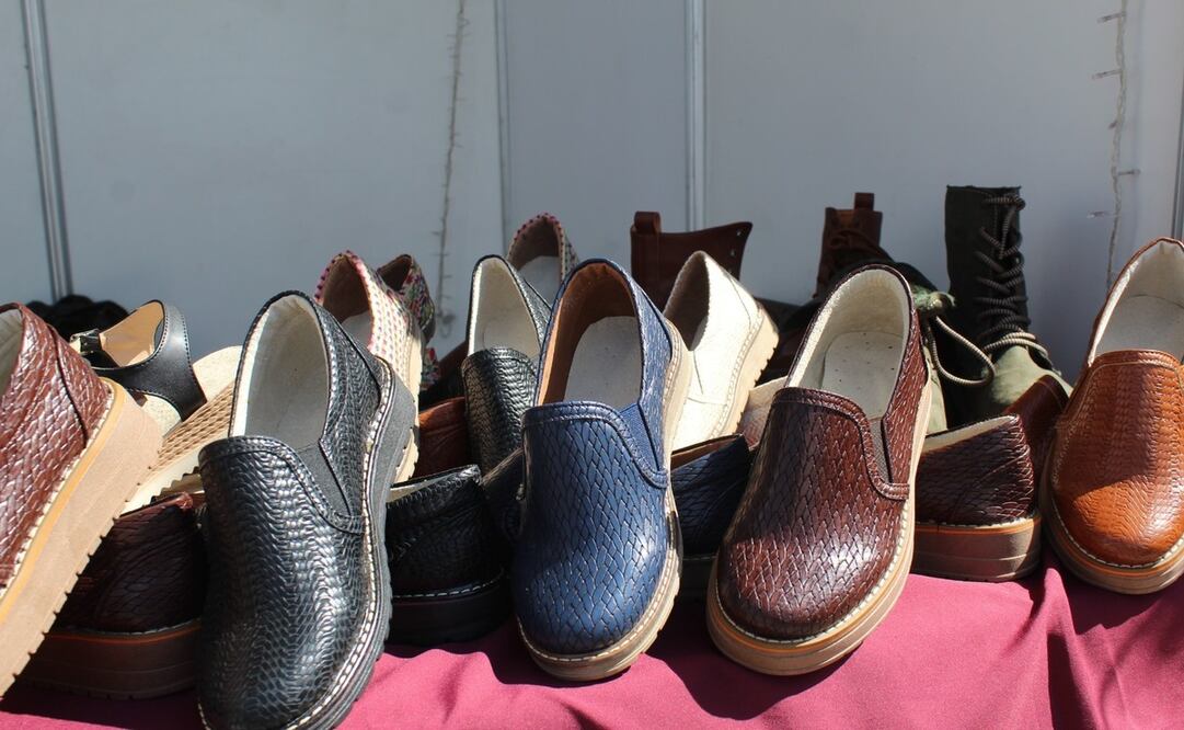 Artesanas y los artesanos utilizan principalmente el cuero / Foto Especial