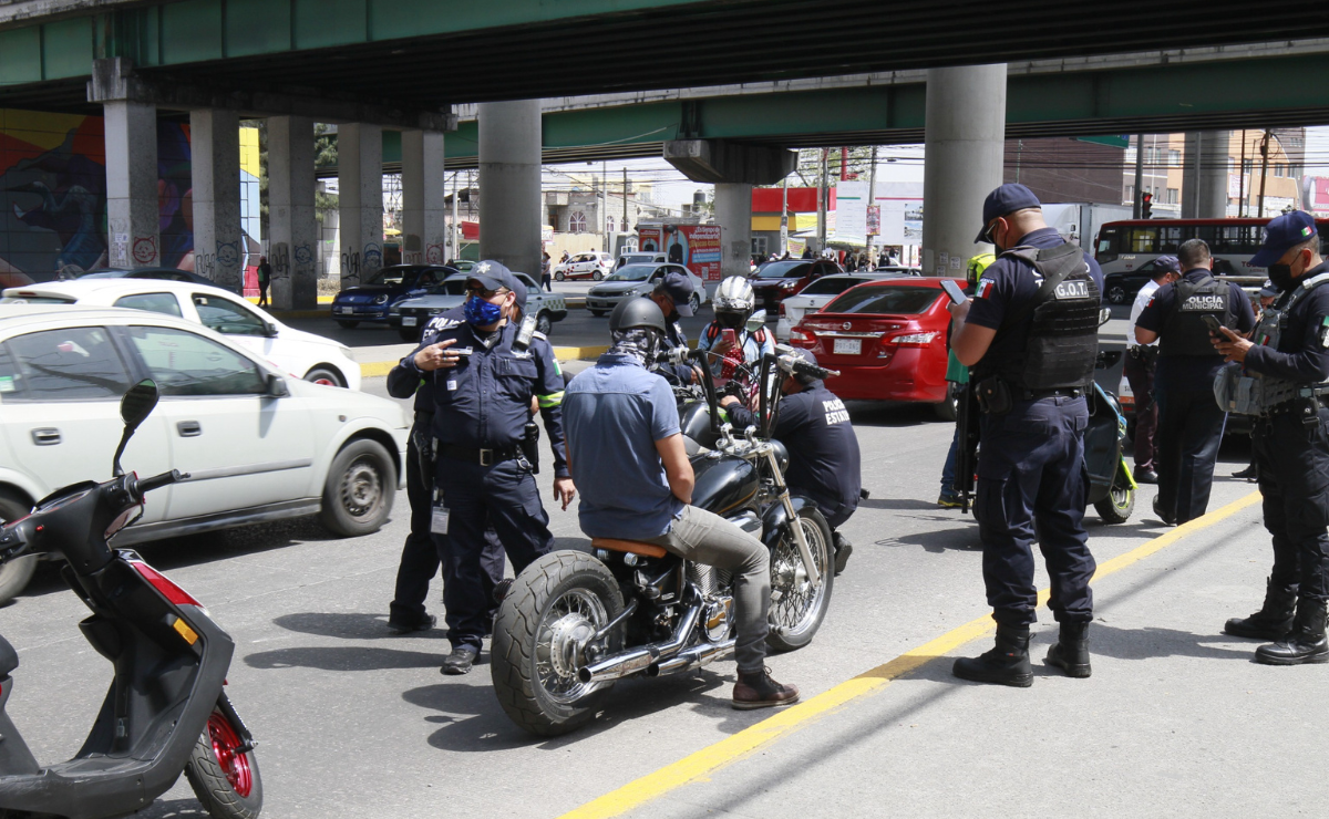 Los alcaldes municipales suspenderán las multas para erradicar la corrupción y abusos de autoridad. Foto: Alejandro Vargas