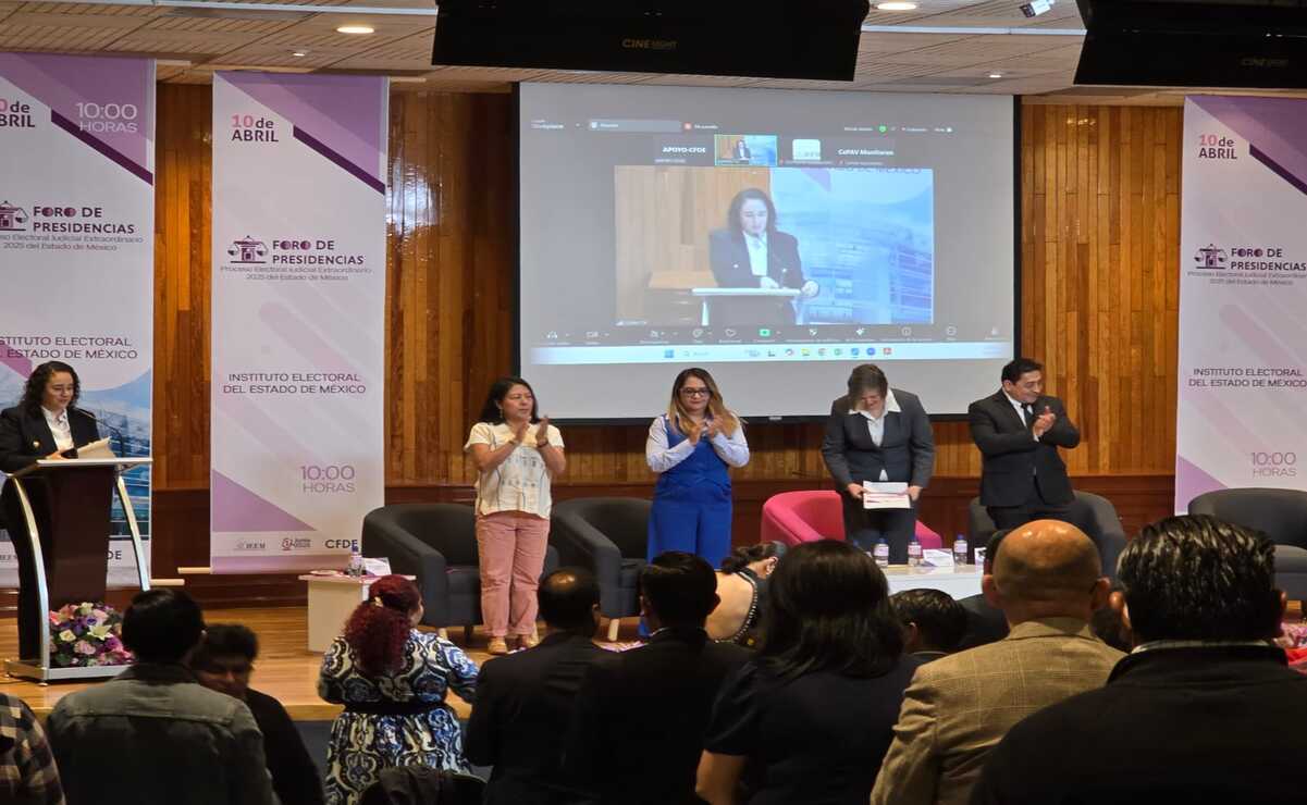 El diálogo centró la mirada en los mil 801 cargos judiciales locales que se elegirán el 1 de junio / Foto Alma Rodríguez