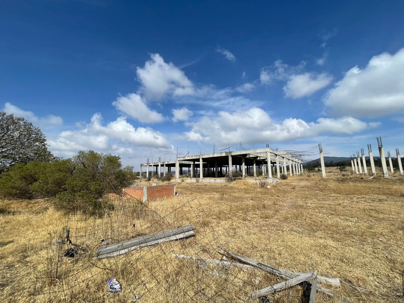La construcción del hospital en Santiago Acutzilapan representará la culminación de un proyecto que ha sido anunciado y pospuesto durante más de una década. Foto Michelle Sánchez