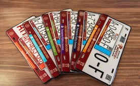 Renovación de placas de transporte público: Colores por región y sedes de trámite