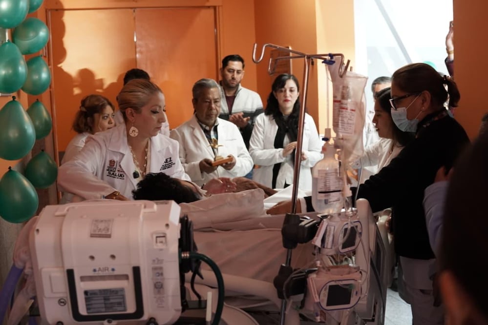 Equipos multidisciplinarios del programa "Código Vida" trabajaron durante el fin de semana para garantizar que los órganos llegaran a pacientes compatibles en lista de espera. Foto Especial