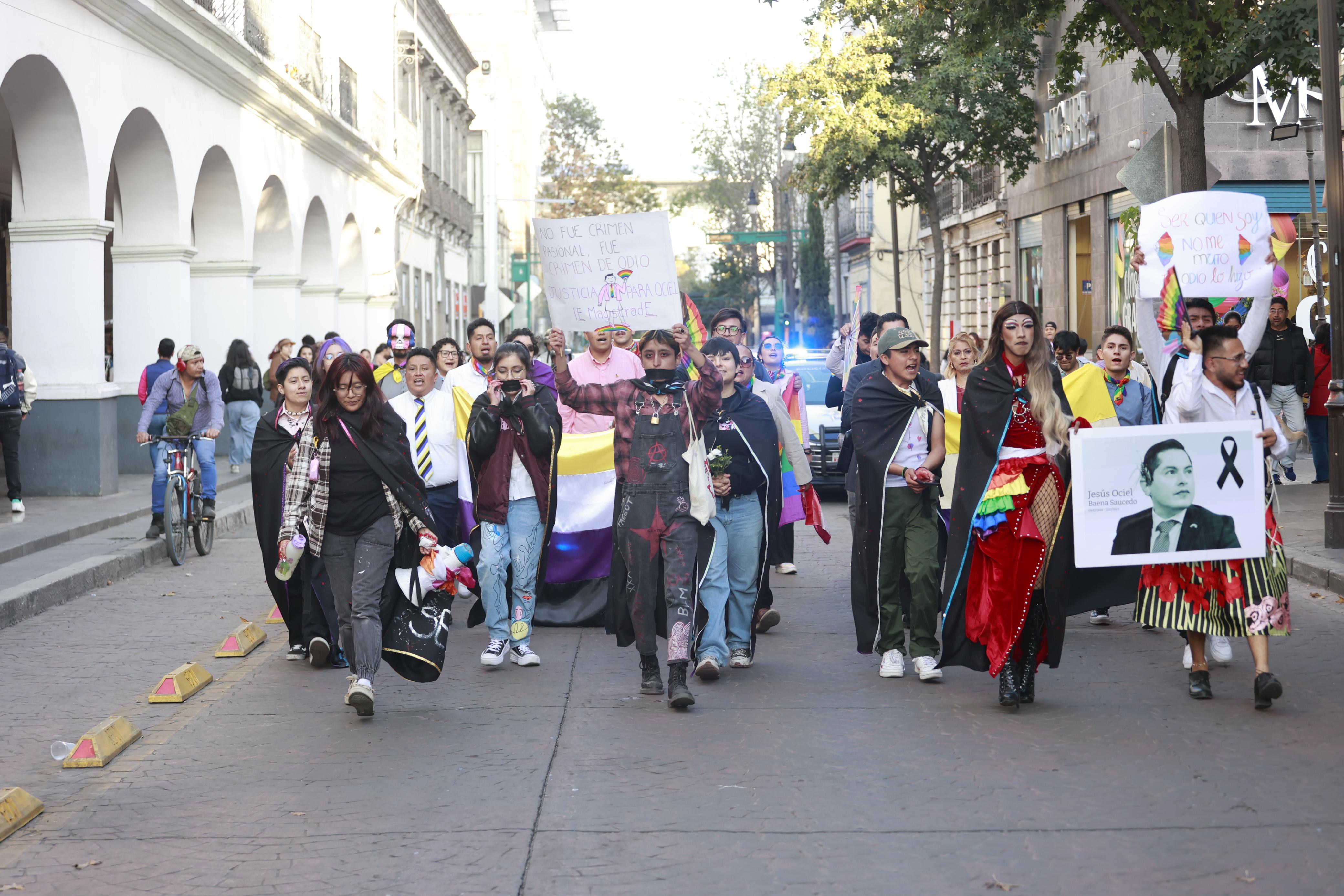 #JusticiaParaOciel: Colectivos LGBTTTIQ+ exigen fin a la violencia