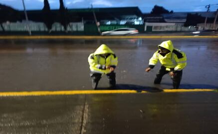 Intensa lluvia desata caos en Tlalnepantla, Izcalli y Tultitlán: Vialidades anegadas y tránsito colapsado