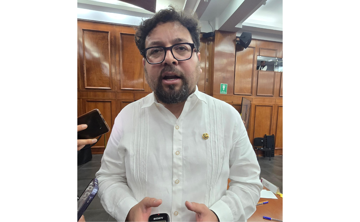 El diputado Valentín Martínez Castillo propone una nueva Ley de Protección Civil en el Estado de México para regular asentamientos irregulares y sancionar a funcionarios. Foto: Especial